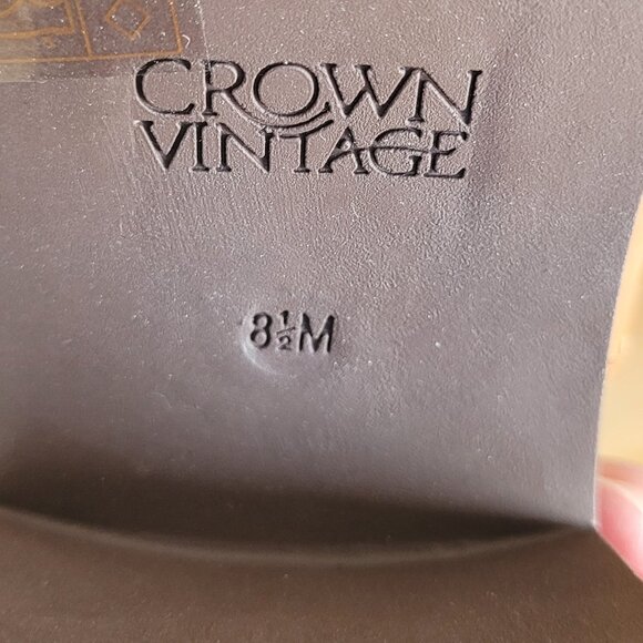 SOLD - Leather Chelsea Boot - Picture 12 of 12